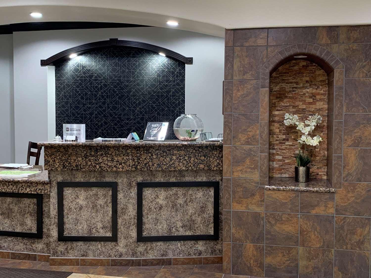 Surestay Plus Hotel By Best Western Near Seaworld San Antonio Exterior foto