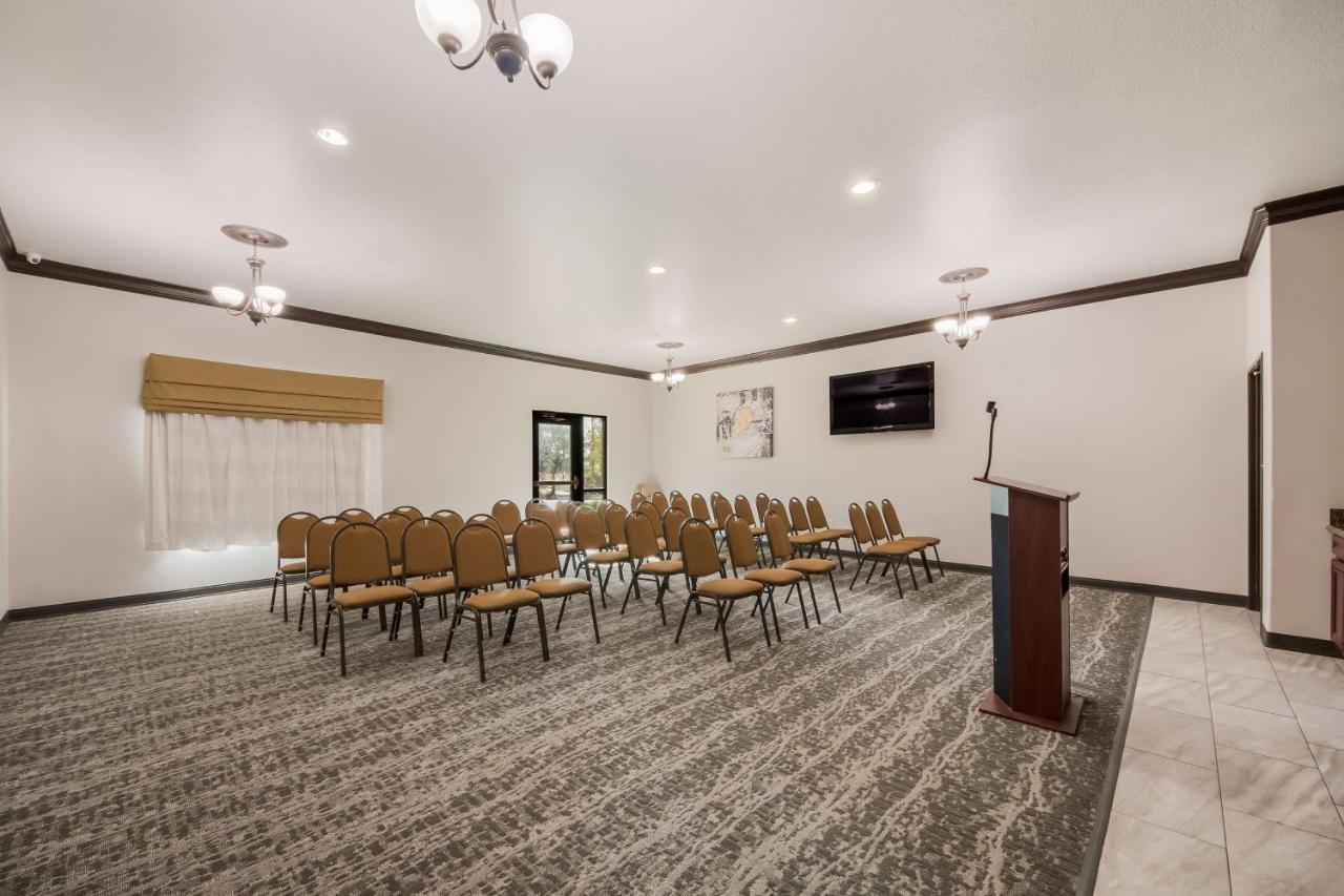 Surestay Plus Hotel By Best Western Near Seaworld San Antonio Exterior foto