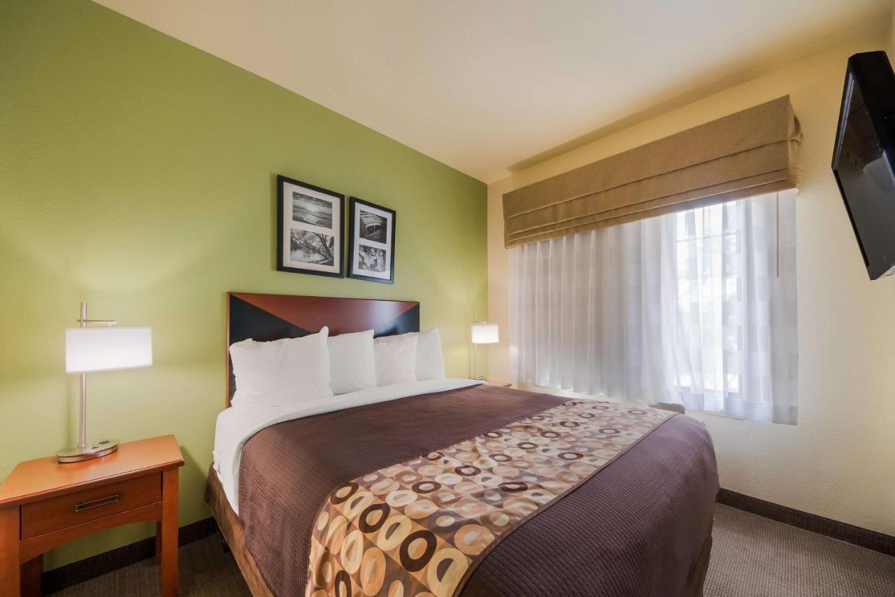 Surestay Plus Hotel By Best Western Near Seaworld San Antonio Exterior foto