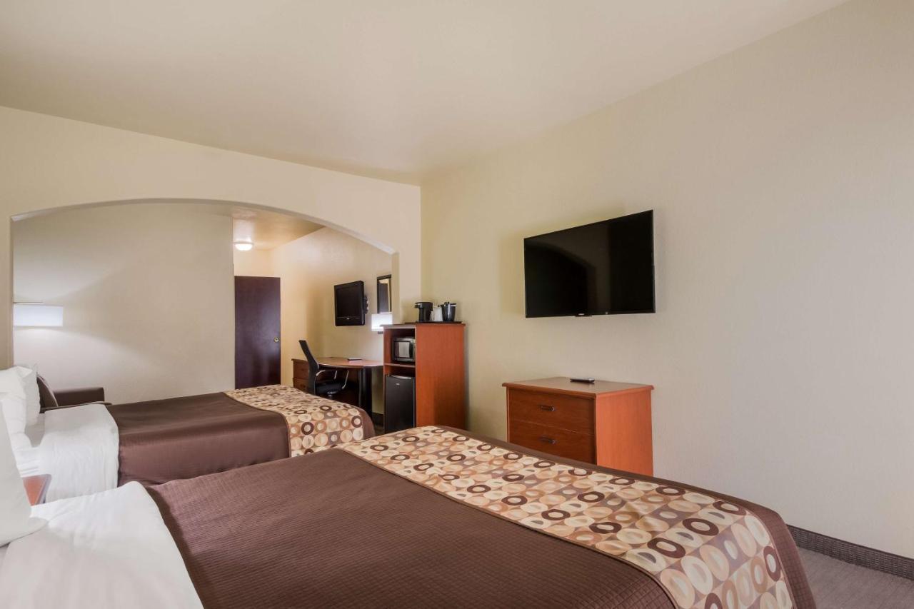 Surestay Plus Hotel By Best Western Near Seaworld San Antonio Exterior foto