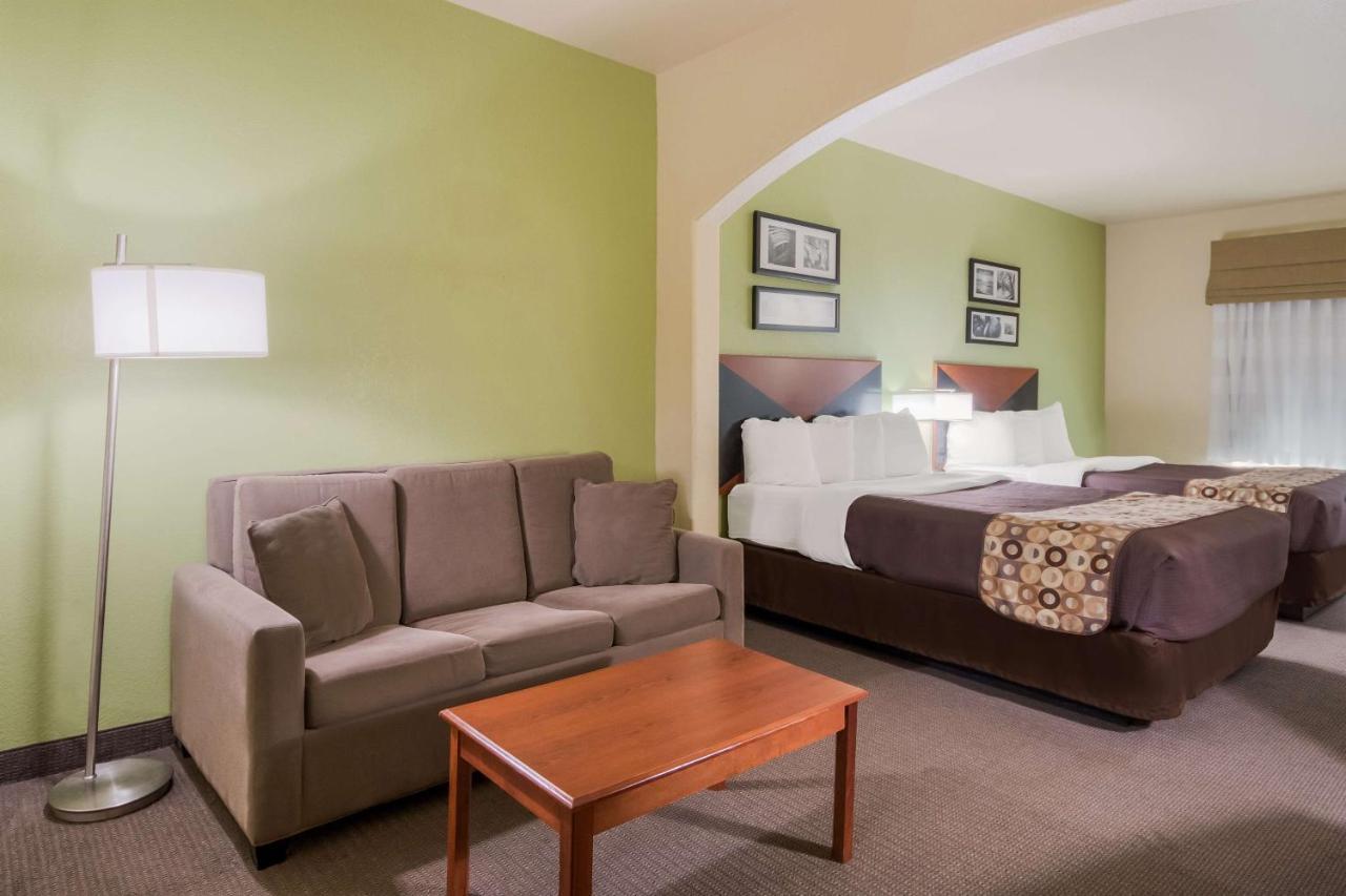 Surestay Plus Hotel By Best Western Near Seaworld San Antonio Exterior foto