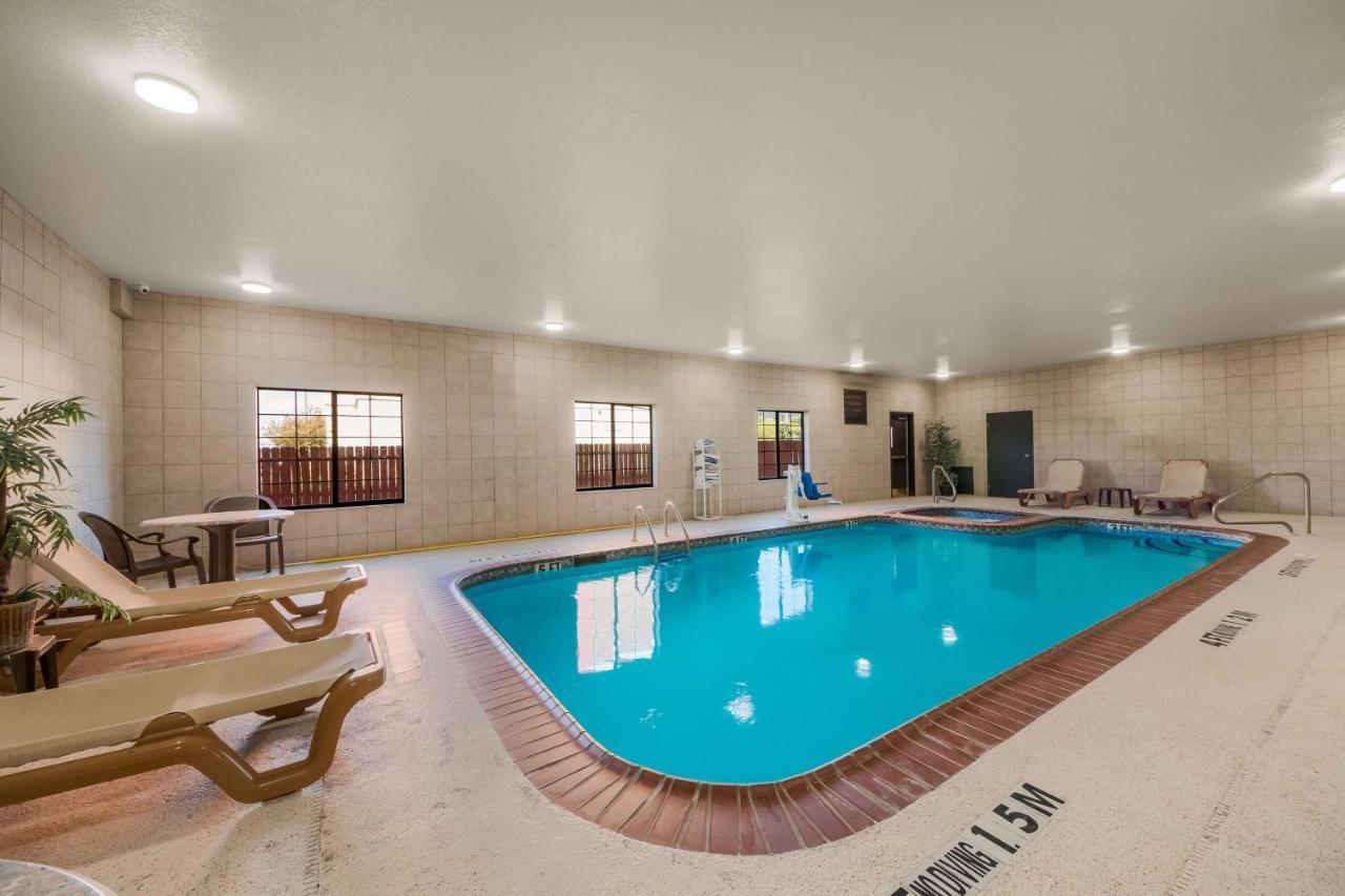 Surestay Plus Hotel By Best Western Near Seaworld San Antonio Exterior foto
