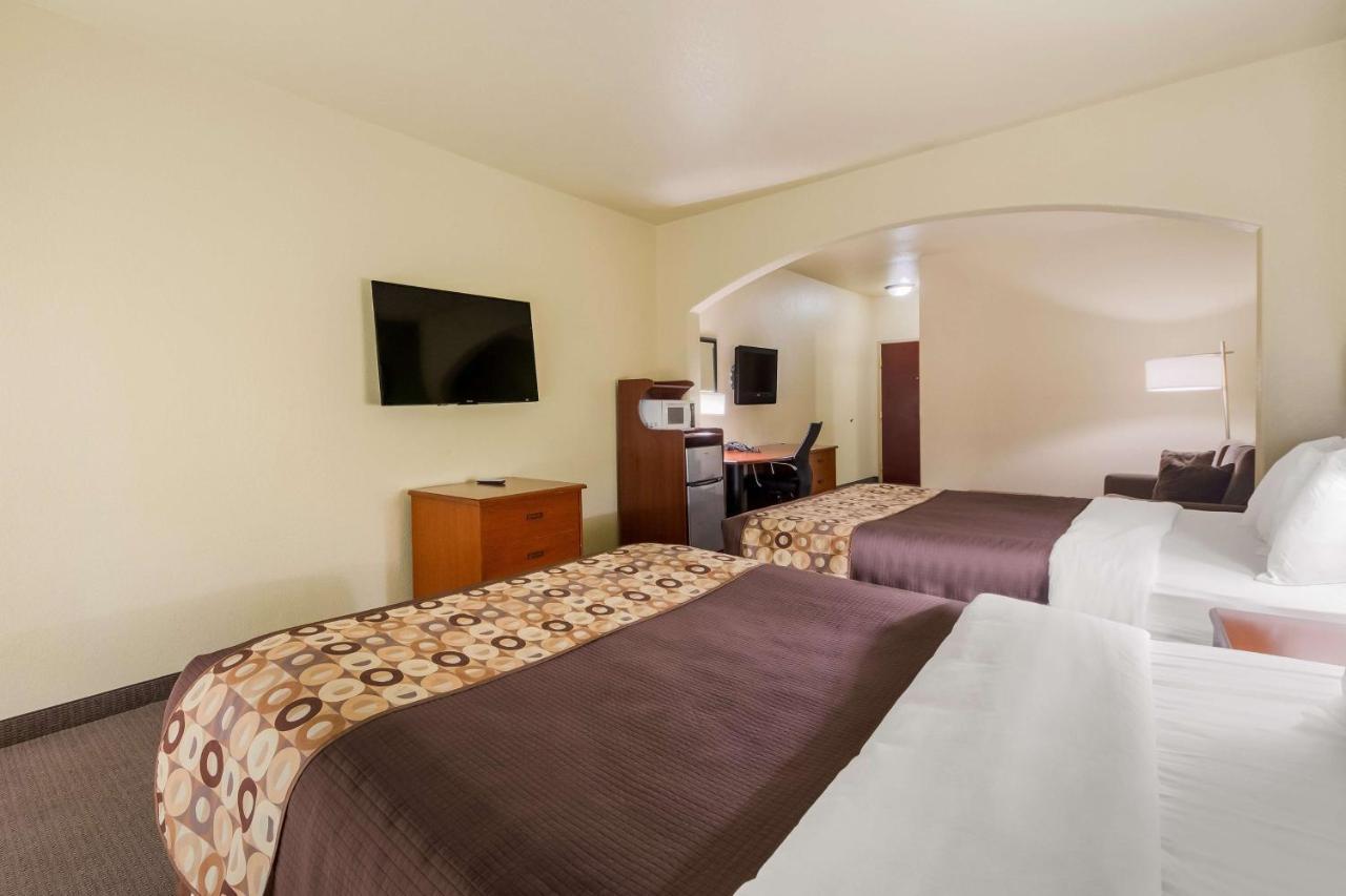 Surestay Plus Hotel By Best Western Near Seaworld San Antonio Exterior foto