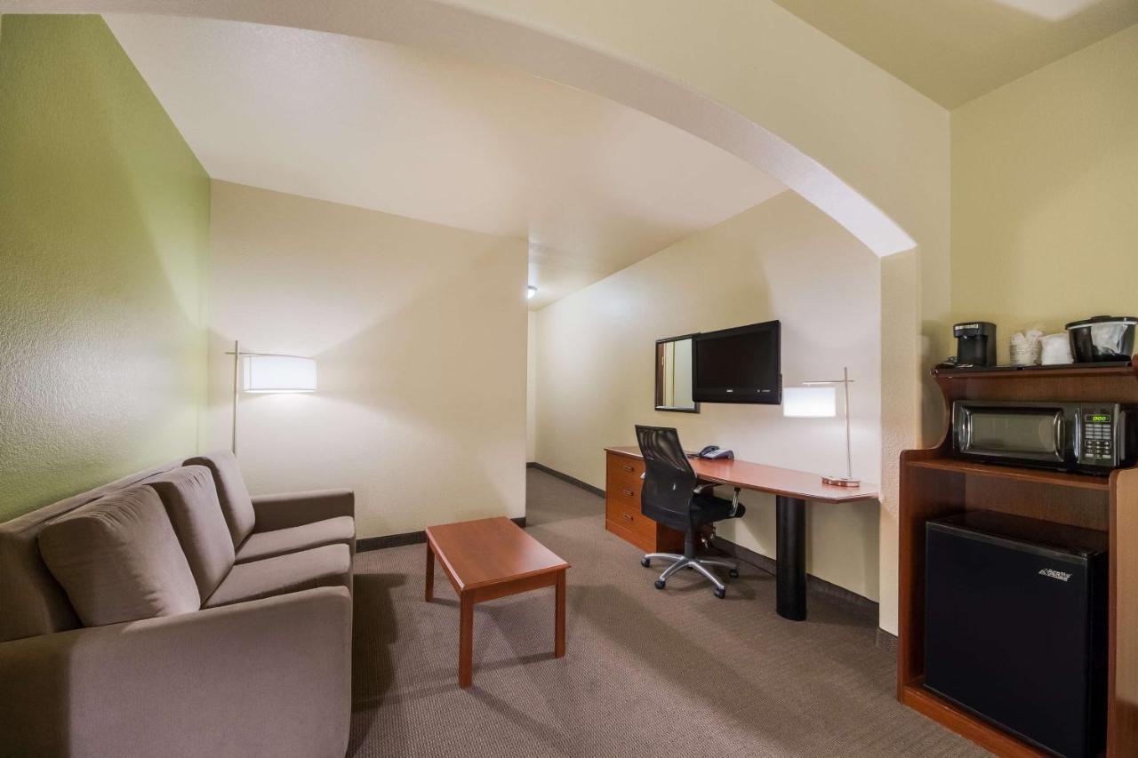 Surestay Plus Hotel By Best Western Near Seaworld San Antonio Exterior foto
