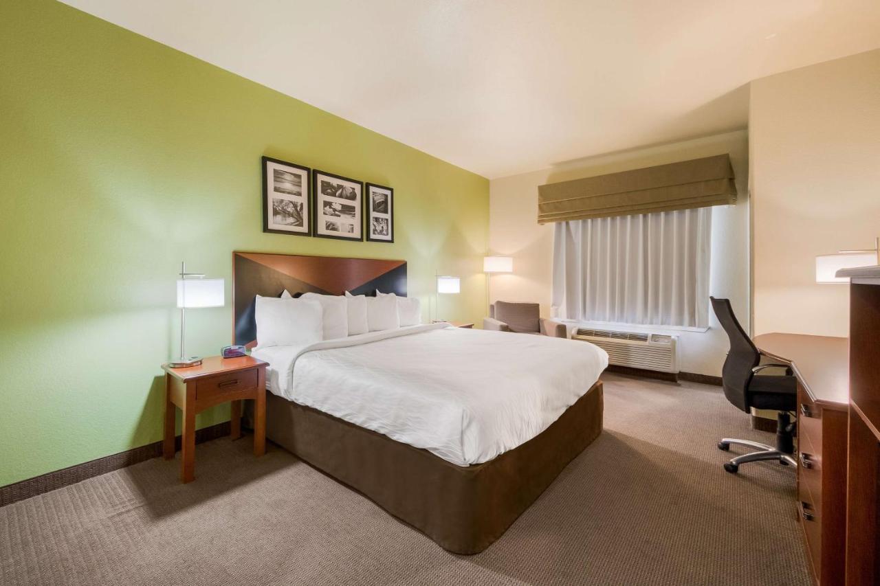 Surestay Plus Hotel By Best Western Near Seaworld San Antonio Exterior foto