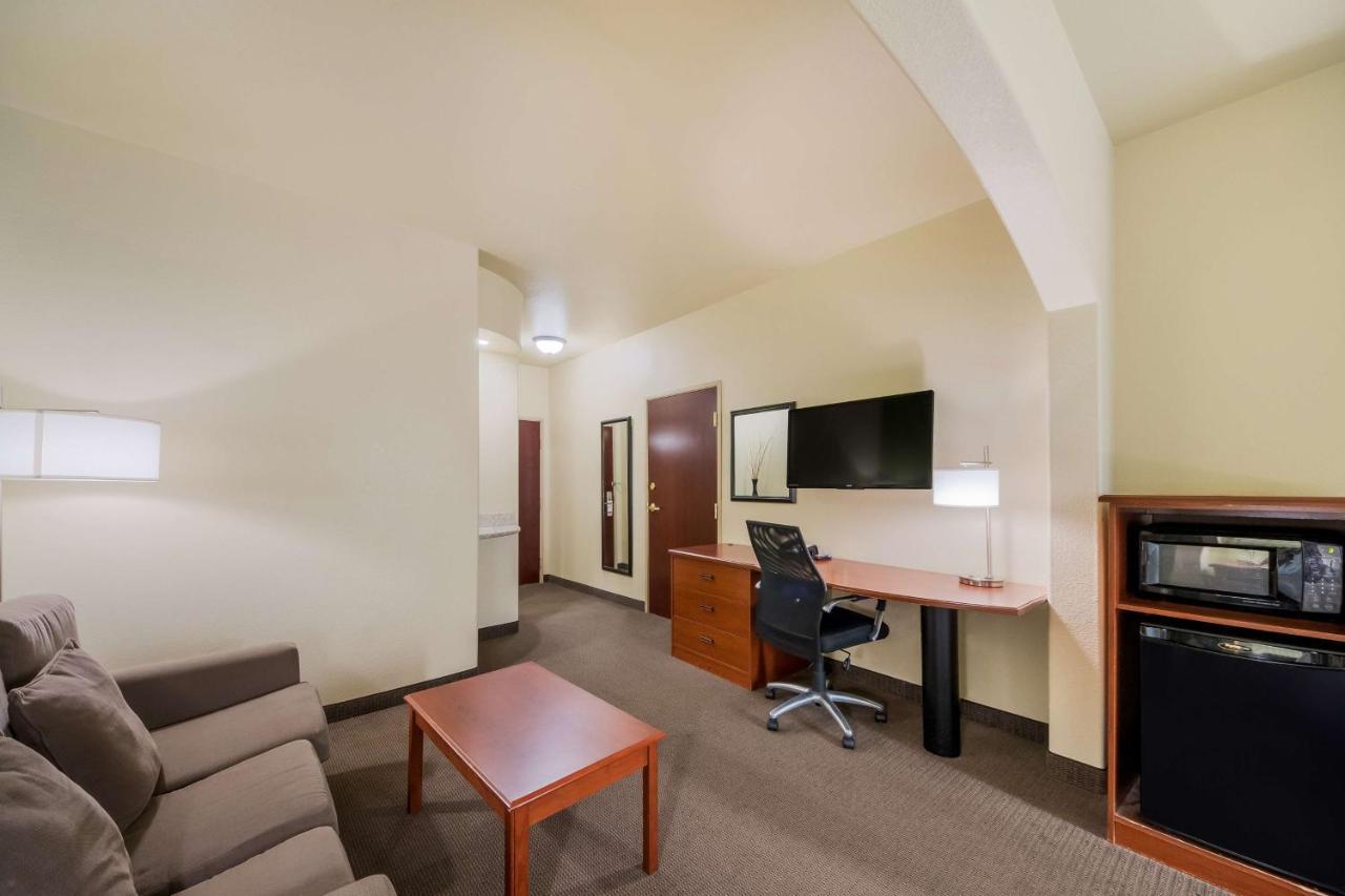 Surestay Plus Hotel By Best Western Near Seaworld San Antonio Exterior foto